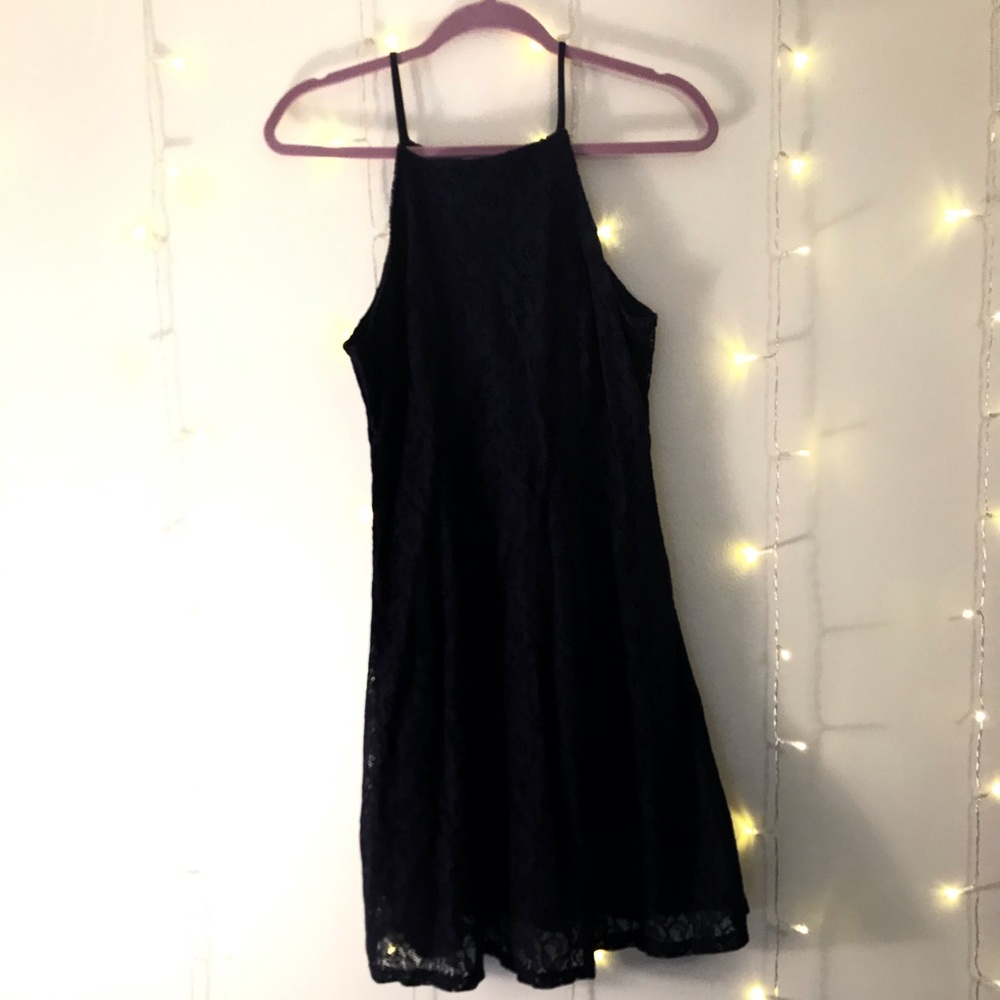 Monteau navy blue dress. Lace with under slip. M
